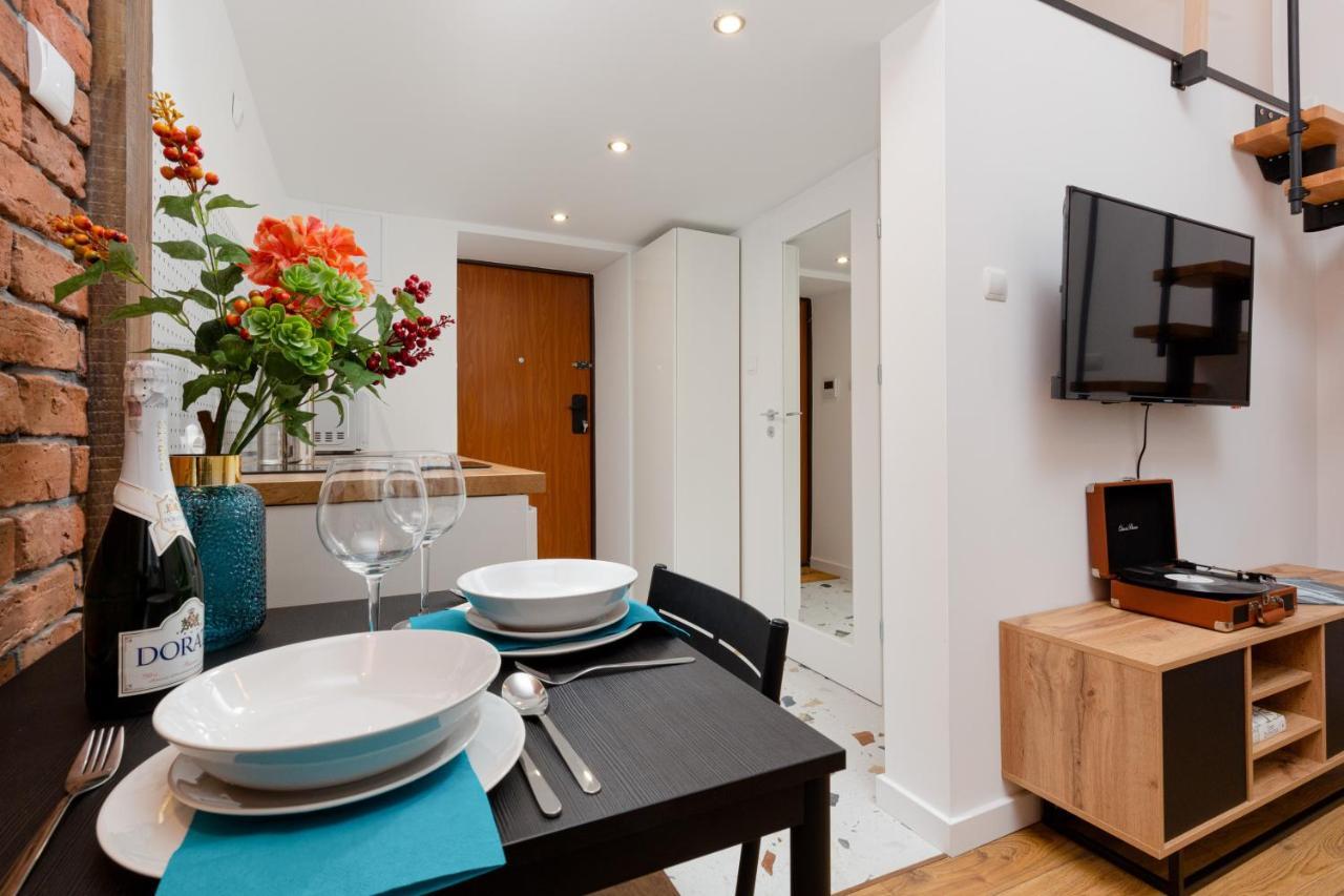 Apartment Mezzanine Lwowska Srodmiescie By Renters